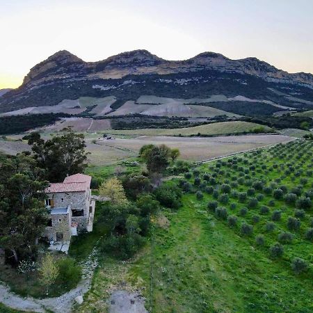 Отель Mulinu Biancu Poggio-d'Oletta Экстерьер фото